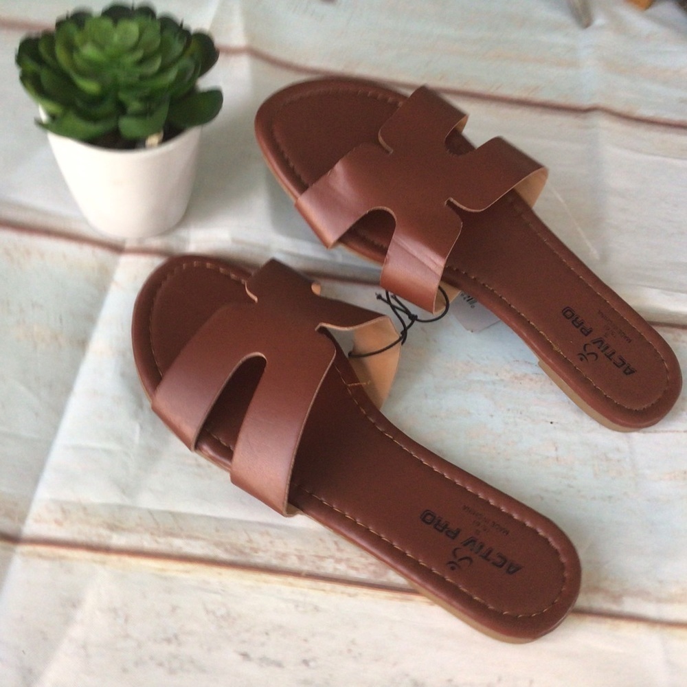 Women brown Sandals